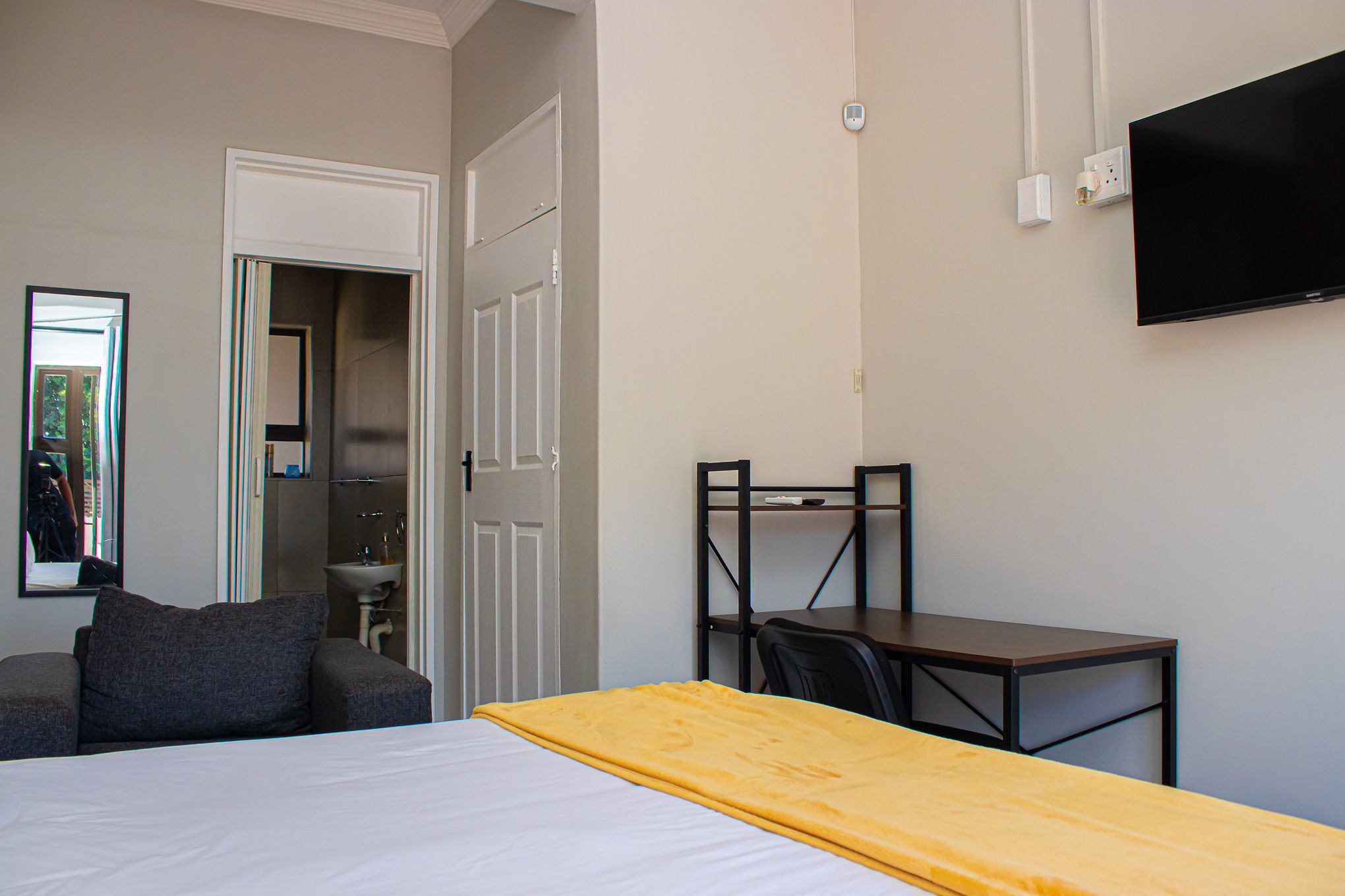 Room 2 Image